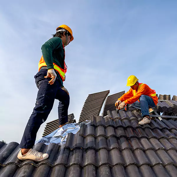 Why Batavia, IL Property Owners Trust Batavia Roofing Pro for Emergency Roof Repair?